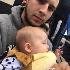 Meet your Posher, Dylan